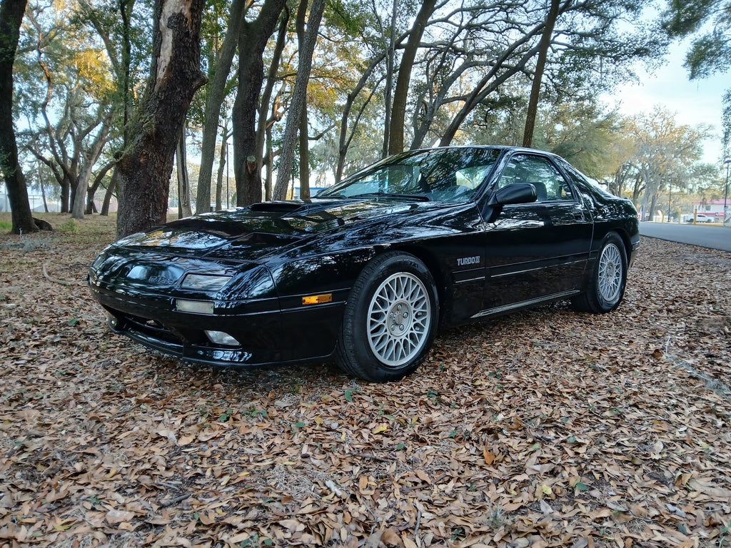 Mazda RX-7 “1987” Turbo II Digital Photos